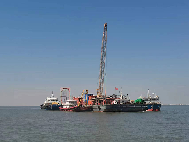 冀東南堡1-29儲氣庫先導(dǎo)試驗地麵工程(chéng)注采(cǎi)集輸管道項(xiàng)目鋪管船施工項目順利成交並正式開工! 冀東南堡1-29儲氣庫先導試驗地麵工程注采集輸(shū)管道項目鋪管船施工項目順利成交並正式開(kāi)工!